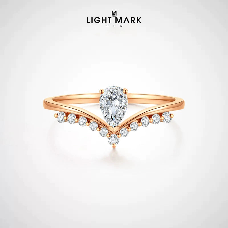 LIGHTMARK 18K gold teardrop-shaped diamond ring with V-shaped ring arm diamond ring proposal female ring