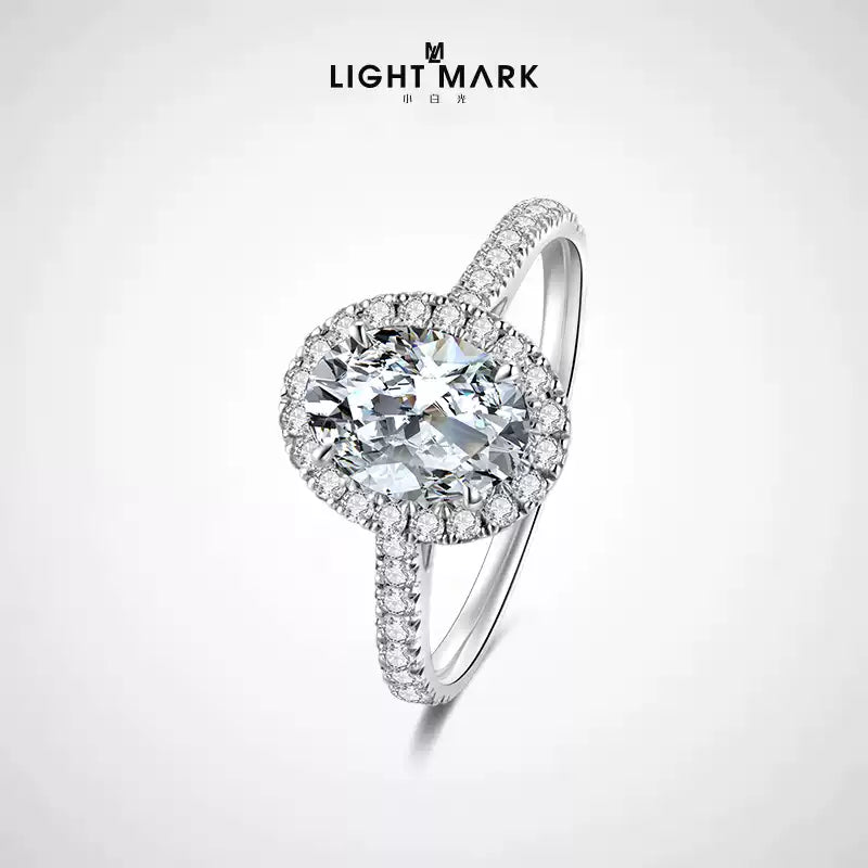 LightMark 18K gold oval diamond ring with small white light, light luxury wedding one carat ring for girlfriend